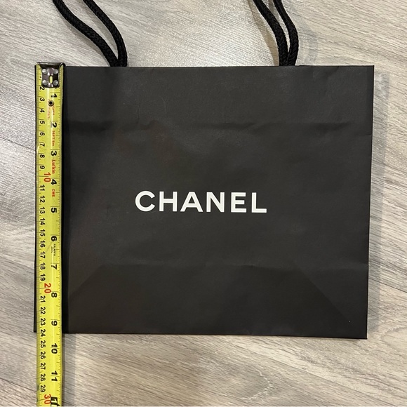 CHANEL - Small Shopping Bag - Picture 3 of 4